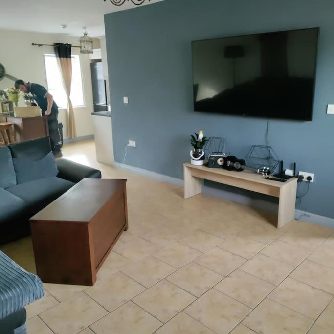 Apt 3 The Grainstore Clifden Bagian luar foto
