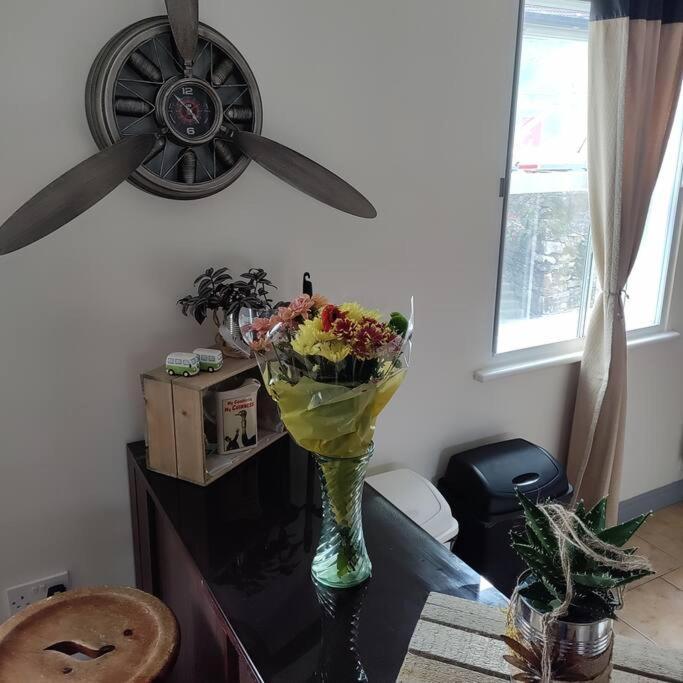 Apt 3 The Grainstore Clifden Bagian luar foto